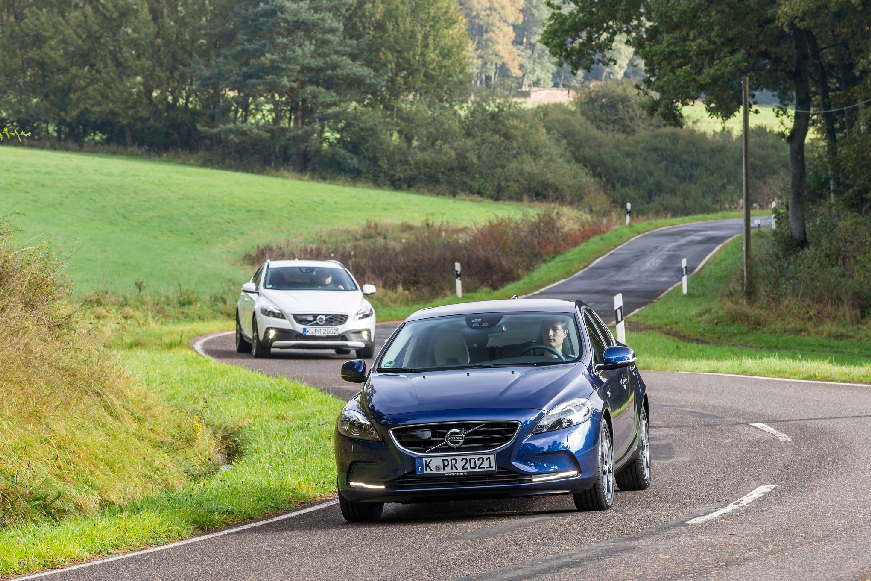 VOLVO V40  V40 CROSS COUNTRY