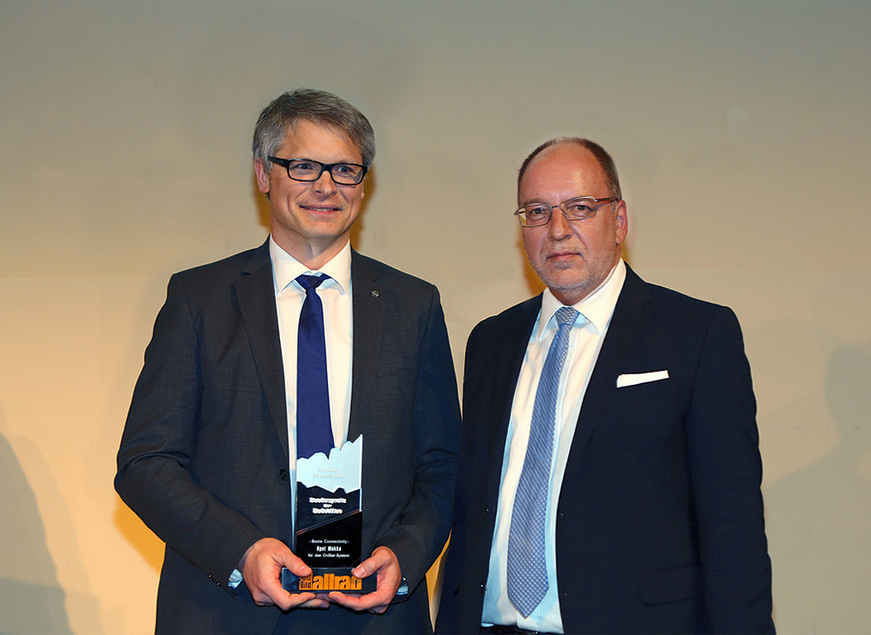 Opel-Connectivity-Award-2016-298851