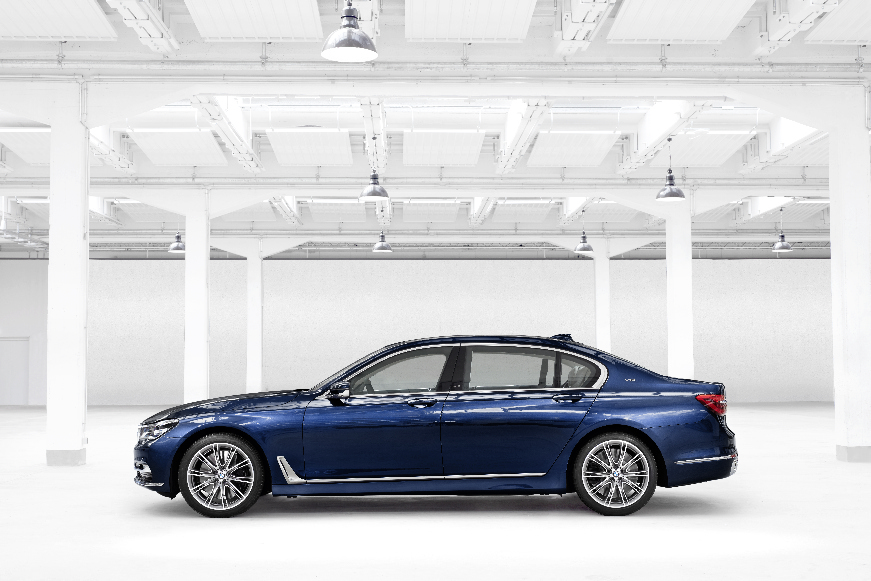 gonews bmw-individual-m760l