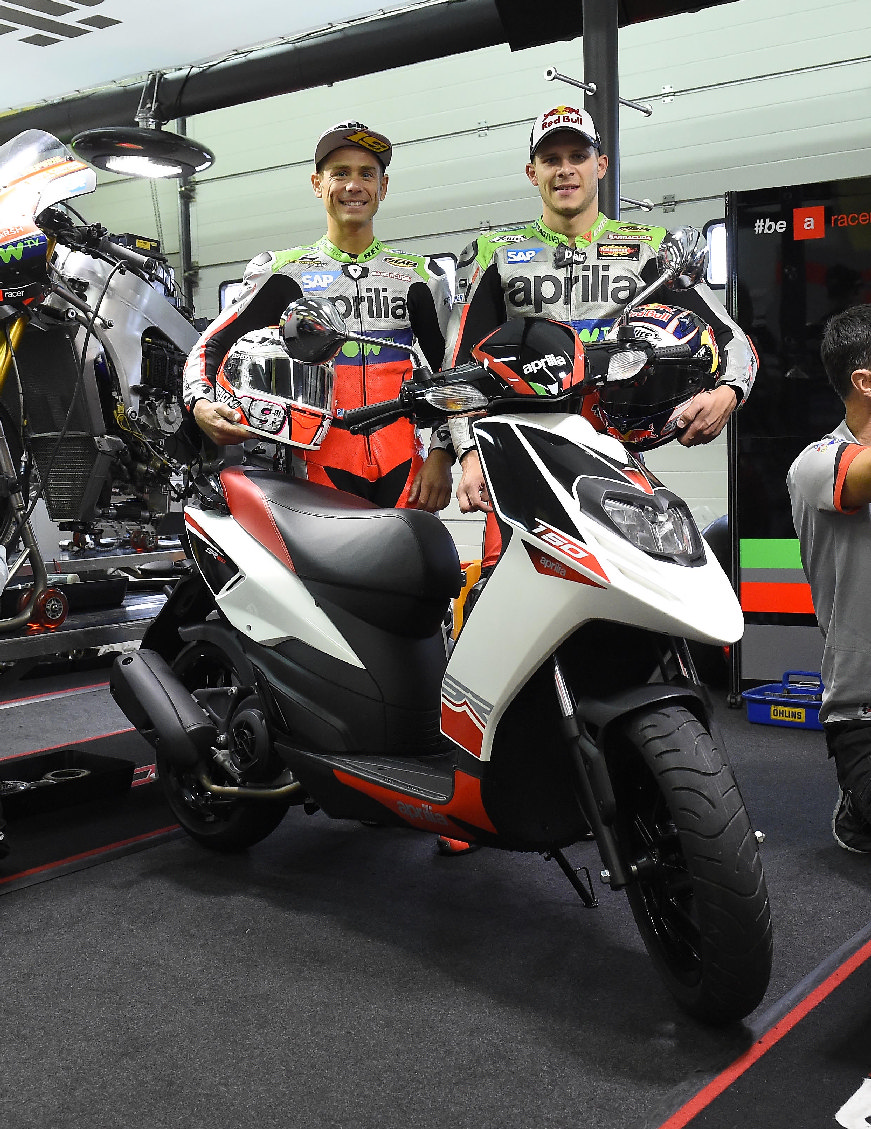 Aprilia SR 150 with riders