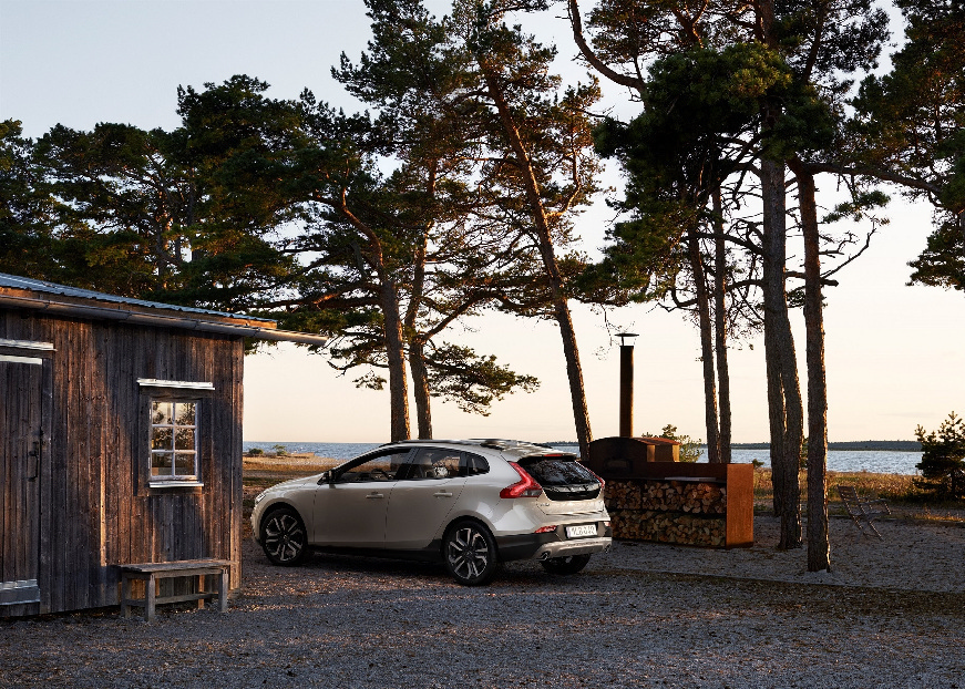 NEO VOLVO V40 CROSS COUNTRY MY17 2