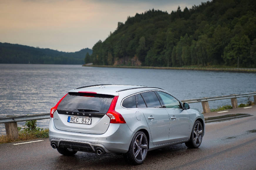 VOLVO V60 B