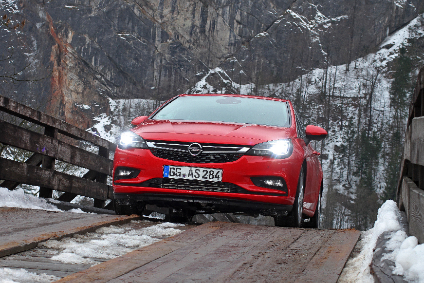 Opel-Astra-303863