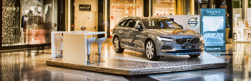 NEW VOLVO V90 GOLDEN HALL