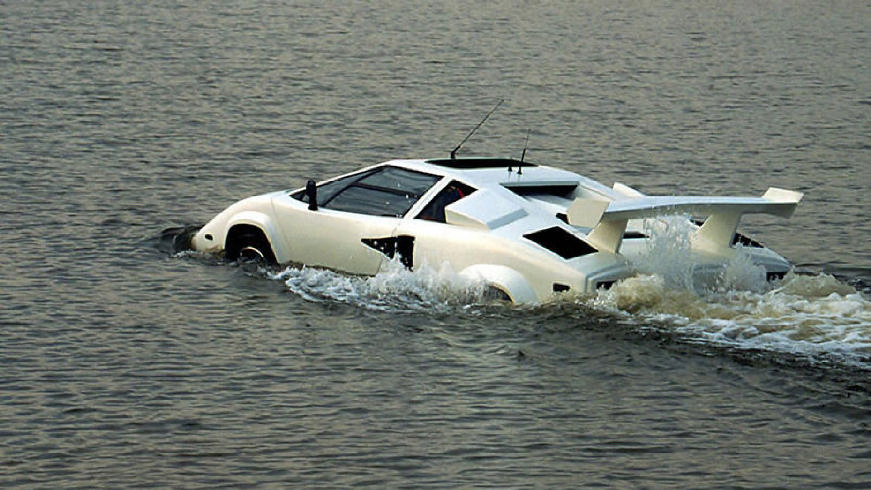 Αμφίβια Lamborghni Countach