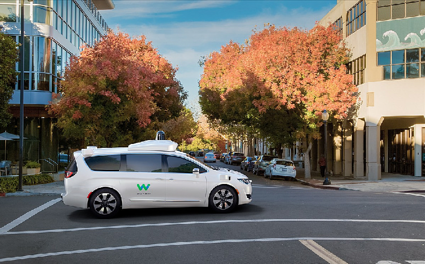 Waymo Car με αυτόνομη οδήγηση Google