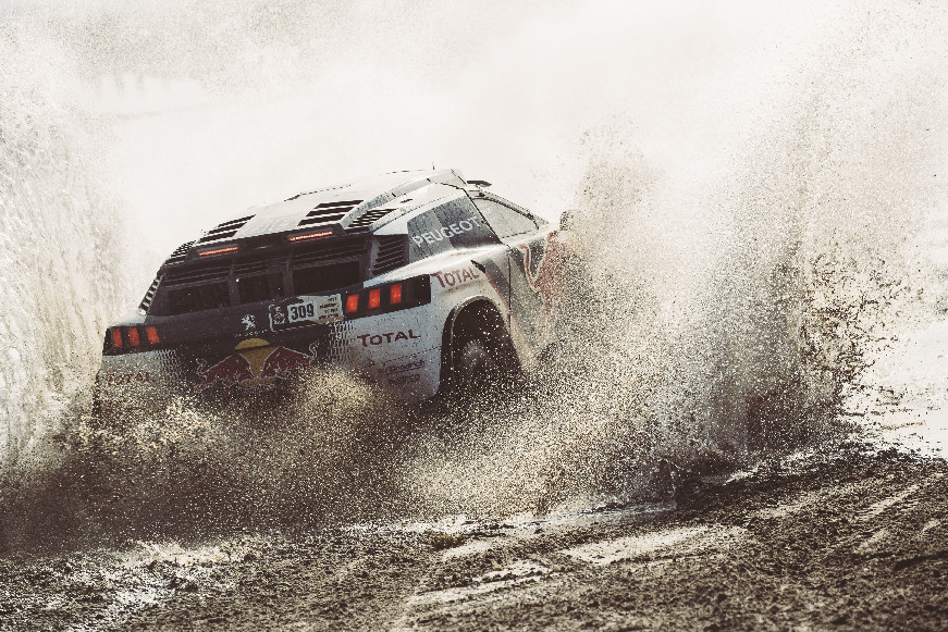 Στο top-3 της γενικής κατάταξης τα PEUGEOT 3008 DKR στο Dakar!