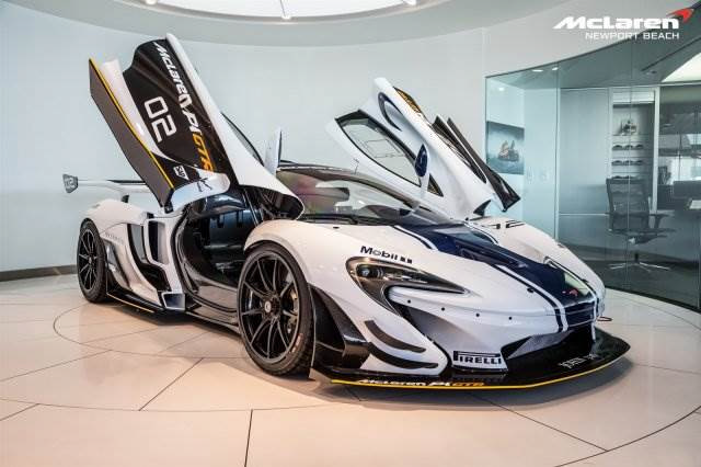 Μια βιβλική McLaren P1 GTR 