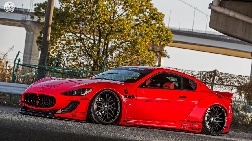 Liberty Walk Maserati GranTurismo