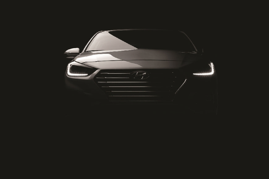 2018-Hyundai-Accent-teaser-1