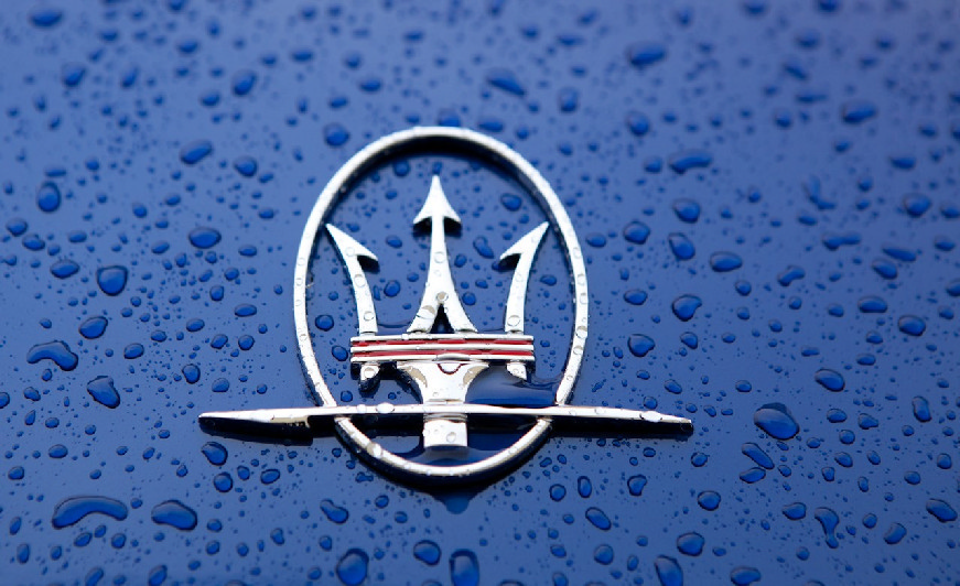 Η Maserati ανακαλεί 39.381 οχήματα λόγω κινδύνου πυρκαγιάς