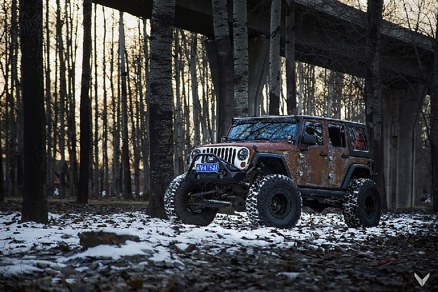 Jeep Wrangler Unlimited «Hunting»