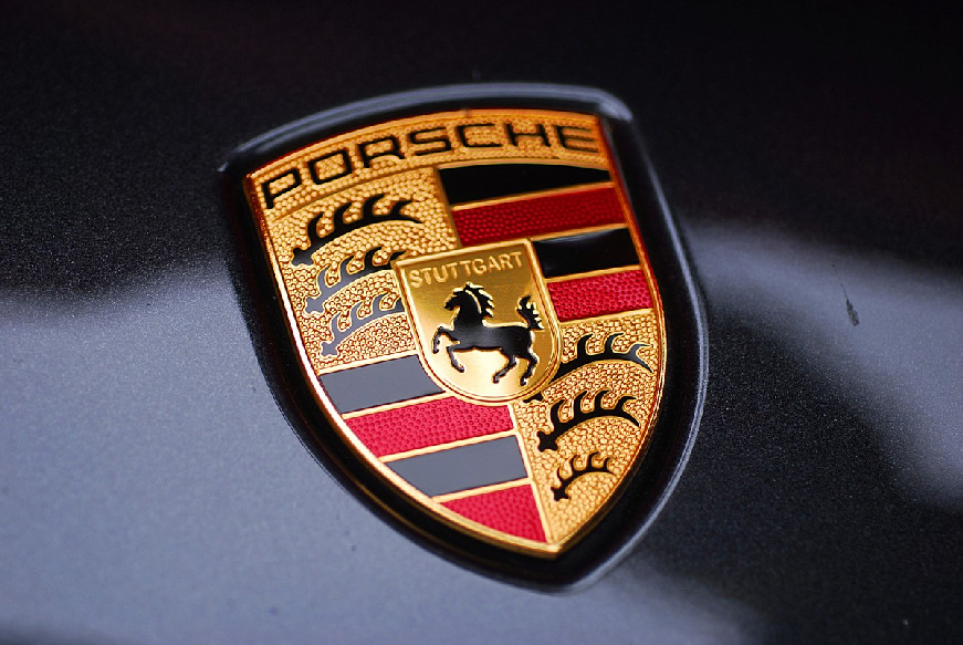20.000€ «τσεπώνει» η Porsche από κάθε πώληση αυτοκινήτου