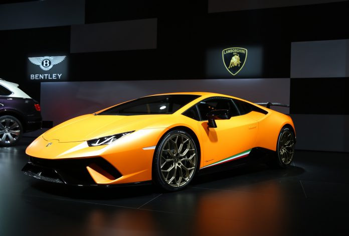 Lamborghini-Huracan-Performante12-696x470