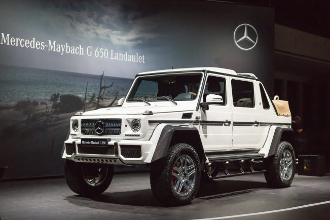 Mercedes-Benz-Maybach-G650-Landaulet-Geneva-2017-15-1-696x464