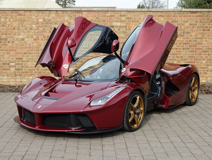 Γρήγορο κέρδος από μια LaFerrari