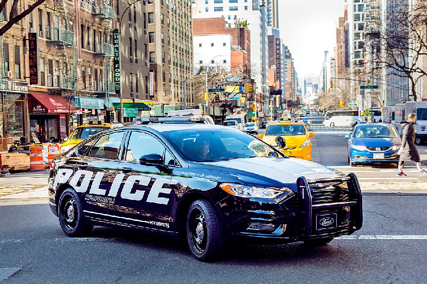 Υβριδικό Ford για την αστυνομία