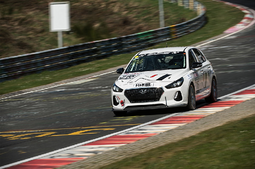 Η Hyundai στο VLN Endurance Race τεστάρει το i30 N με τα 255 άλογα