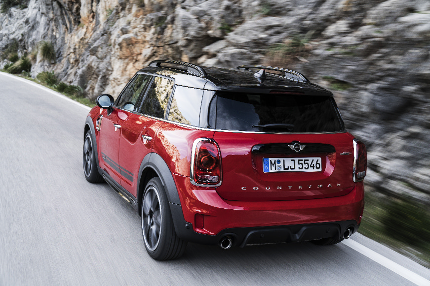 P90253395 highRes mini-john-cooper-wor