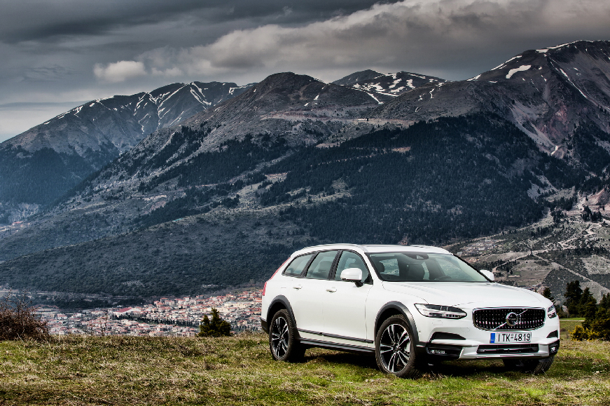 V90 CROSS COUNTRY a