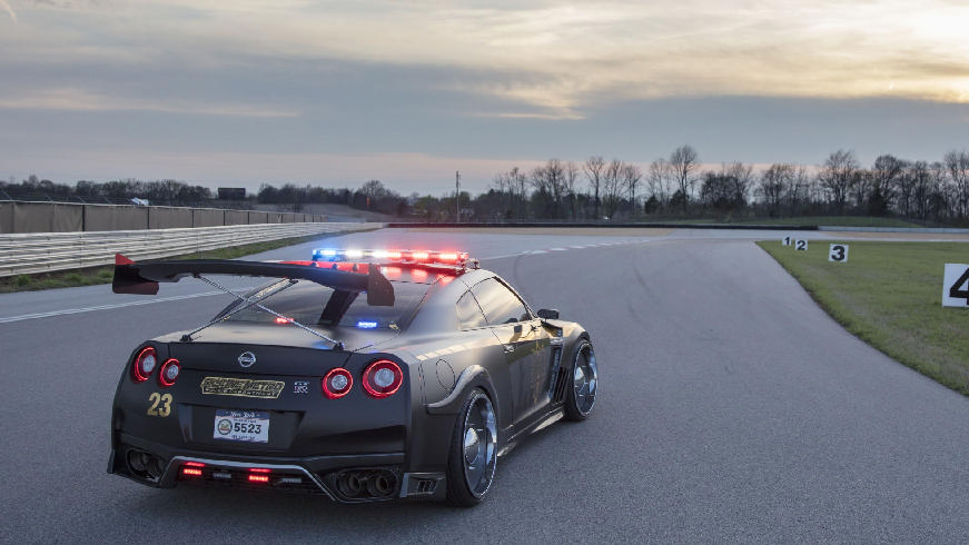 Το Nissan GT-R της τροχαίας. Ψάρωσες;