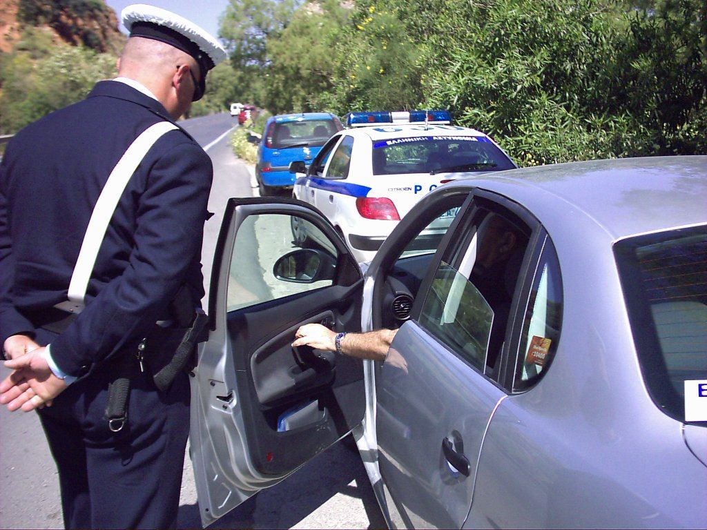 Τι θα συμβεί αν με πιάσουν με ανασφάλιστο όχημα;