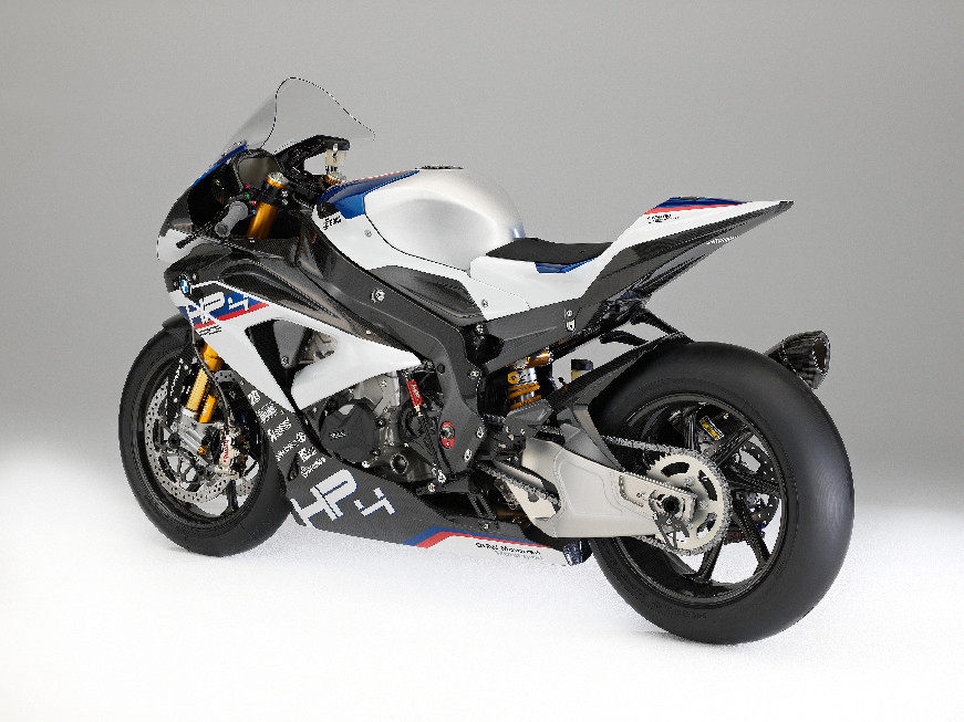 P90254451 highRes bmw-hp4-race-04-2017