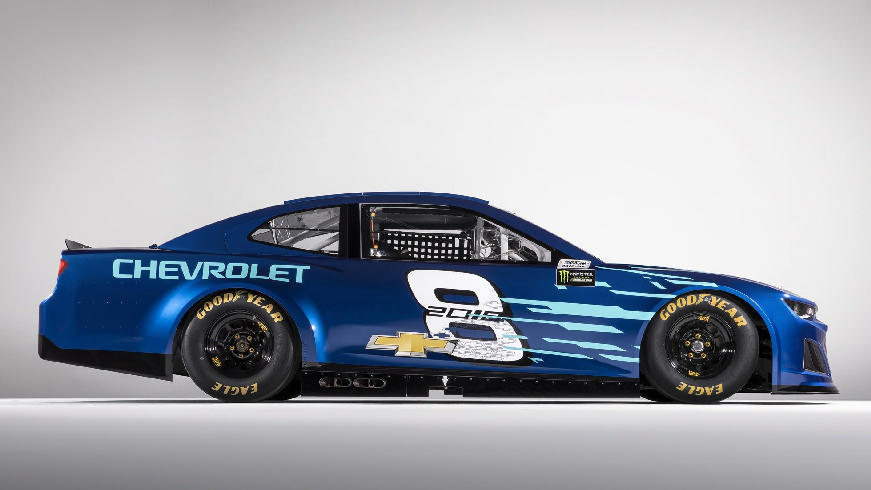 chevrolet-camaro-zl1-nascar-1