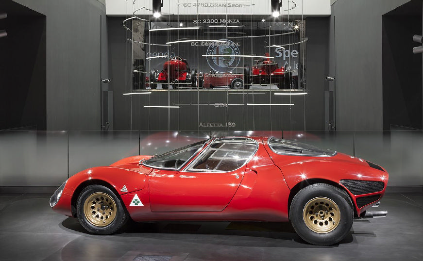 170829 Alfa-Romeo 33-stradale 01