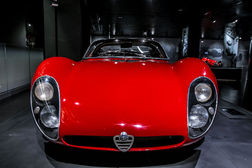 170829 Alfa-Romeo 33-stradale 04