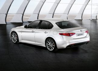 160301 Alfa-Romeo Ginevra-Giulia 05