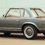 gonews-Mercedes-Benz-230-SL-with-Pagoda-roof