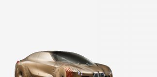 P90223105 highRes bmw-vision-next-100-