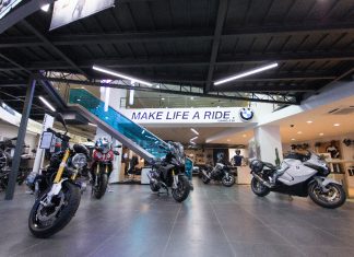 P90226070 highRes bmw-motorrad-hellas-