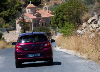 Space Star in Action36