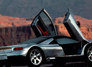 to audi me ton kinititra apo xylo