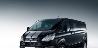 Ford2016 TransitCustom black 34front eciRGB 05