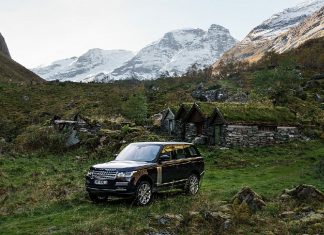 Range-Rover-Ultimate-Vistas-by-Jonas-Bendiksen-40