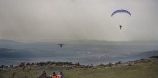 Volvo-FH-Truck-Towing-Paraglider