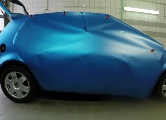 car wrapping Μόδα ή τέχνη; Δείτε πως «ντύνεται» ένα αυτοκίνητο με αυτοκόλλητο και μεταμορφώνεται (ΒΙΝΤΕΟ)