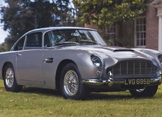 Αγορά Aston Martin DB5 μέσω smartphone