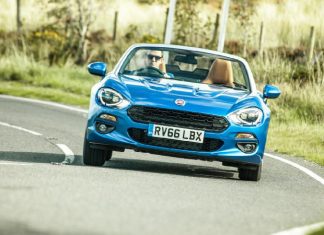 Fiat 124 με κινητήρα V8; Γιατί όχι;