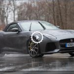 video-mia jaguar-f-type-svr stin genevi