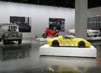 H ιδιαίτερη έκθεση Keith Haring’s Art Cars