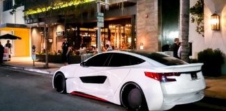 Ο Will.i.am έκανε το Tesla του αγνώριστο