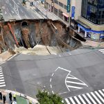 Τρύπα 33 x 10 μέτρα έκλεισε σε 7 ημέρες στην Ιαπωνία (BINTEO)