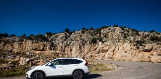 Οδηγούμε το Honda CR-V 1.6 iDTEC 160HP με αυτόματο κιβώτιο εννέα σχέσεων