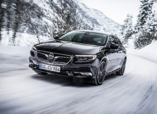 Τετρακίνηση με Τεχνολογία ‘Torque Vectoring’ για το Νέο Opel Insignia