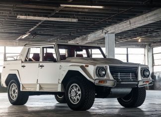 Lamborghini LM002 με 5280 χιλιόμετρα προς πώληση