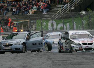 Oταν τα Αυτοκίνητα ασφαλείας τα σκ@τωνουν... (video)